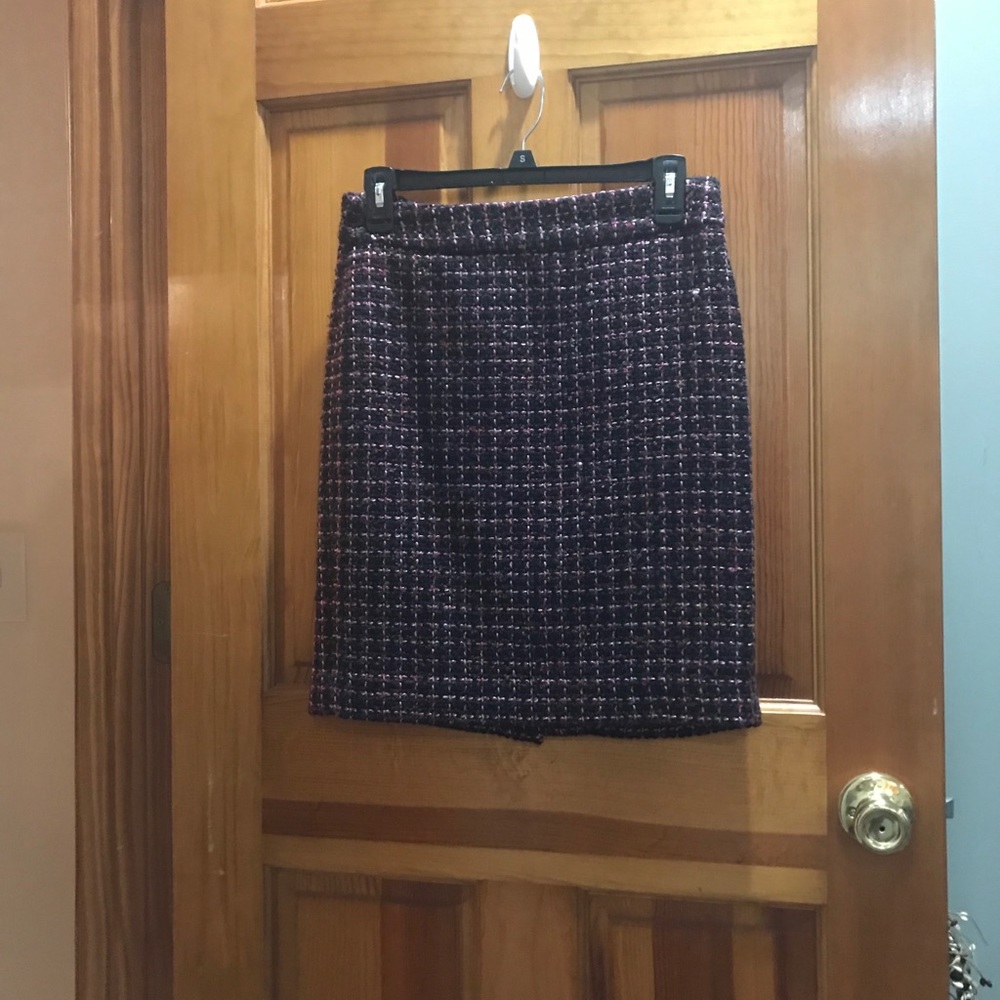 Ann Taylor size 0 petite skirt.